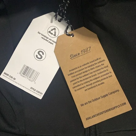 NWT Avalanche Women’s Lined Hooded Black Soft Shell Jacket Size S Fits Like XS - Picture 15 of 15